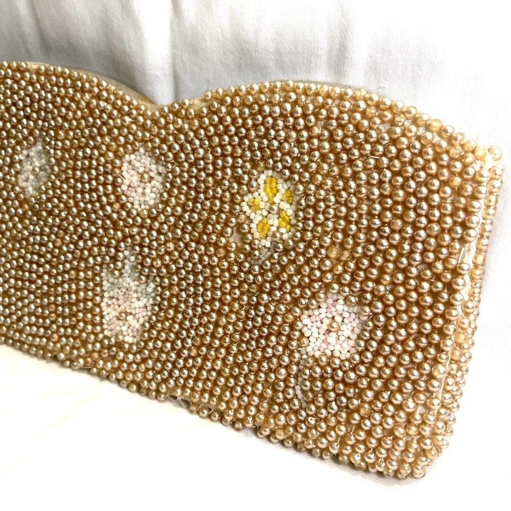 Vintage Faux Pearl Beaded Clutch Purse‎ Flower Zip Top Champagne Beige Bridal